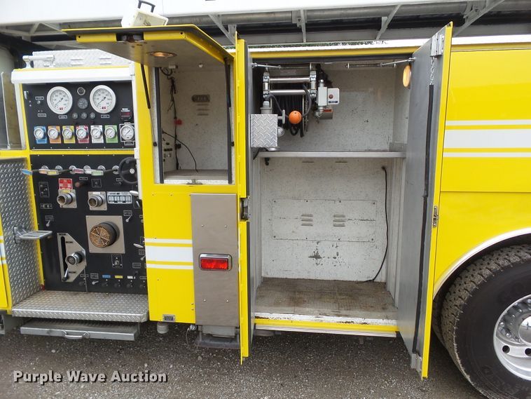 image for item DA7150 1994 Spartan Gladiator  aerial platform fire truck