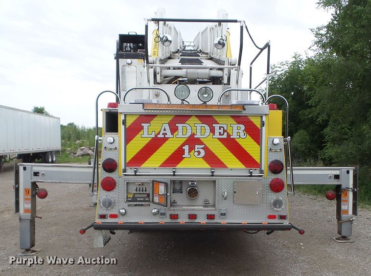 image for item DA7150 1994 Spartan Gladiator  aerial platform fire truck