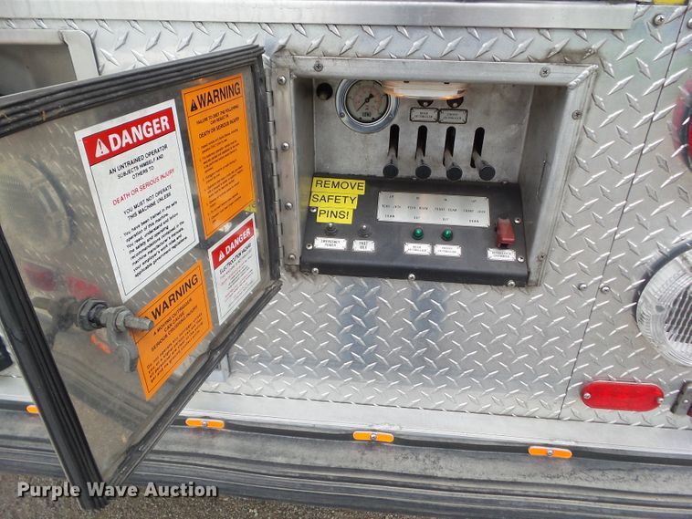 image for item DA7150 1994 Spartan Gladiator  aerial platform fire truck