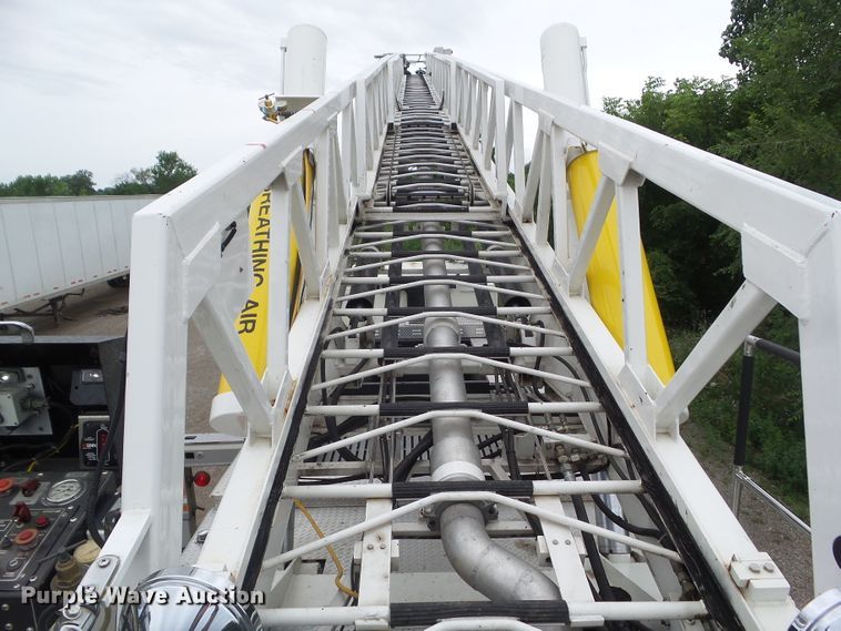 image for item DA7150 1994 Spartan Gladiator  aerial platform fire truck