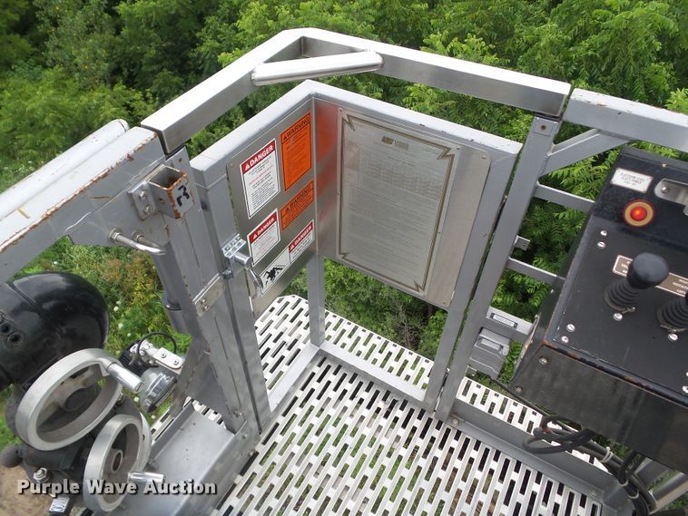 image for item DA7150 1994 Spartan Gladiator  aerial platform fire truck