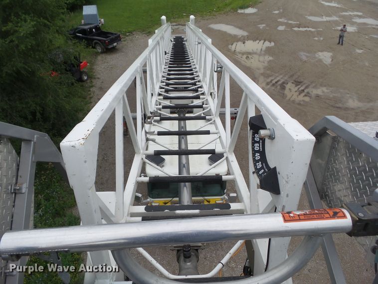 image for item DA7150 1994 Spartan Gladiator  aerial platform fire truck