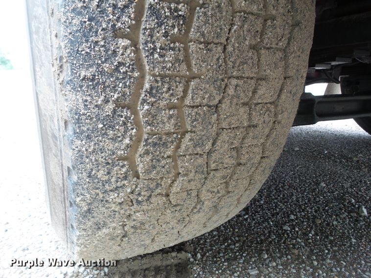 image for item DA7150 1994 Spartan Gladiator  aerial platform fire truck