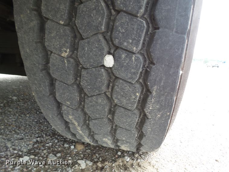 image for item DA7150 1994 Spartan Gladiator  aerial platform fire truck