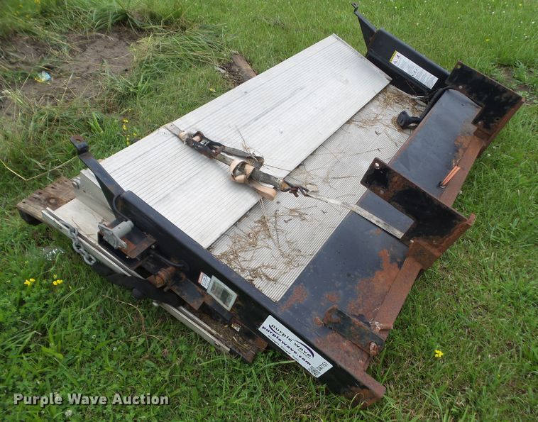 image for item DA7151 Tommy Gate CVW72-1036S48EA6  end gate lift