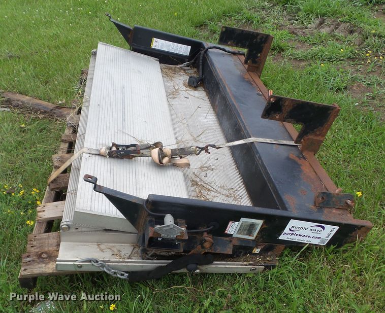 image for item DA7151 Tommy Gate CVW72-1036S48EA6  end gate lift