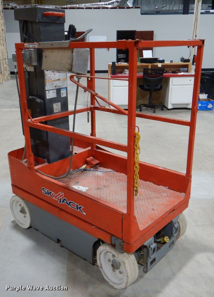 image for item DJ0484 Skyjack  vertical lift