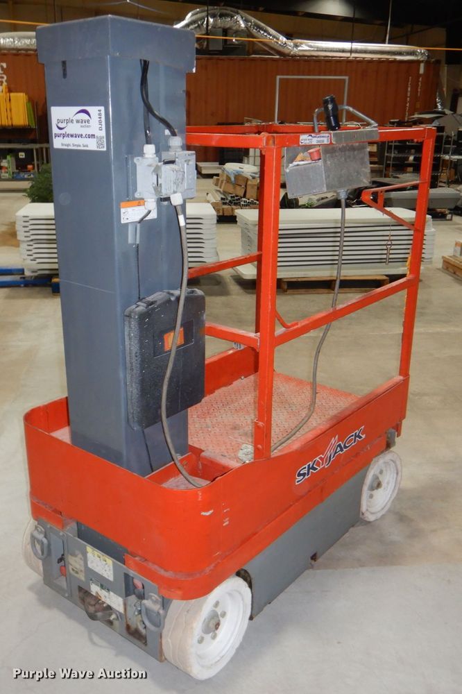 image for item DJ0484 Skyjack  vertical lift