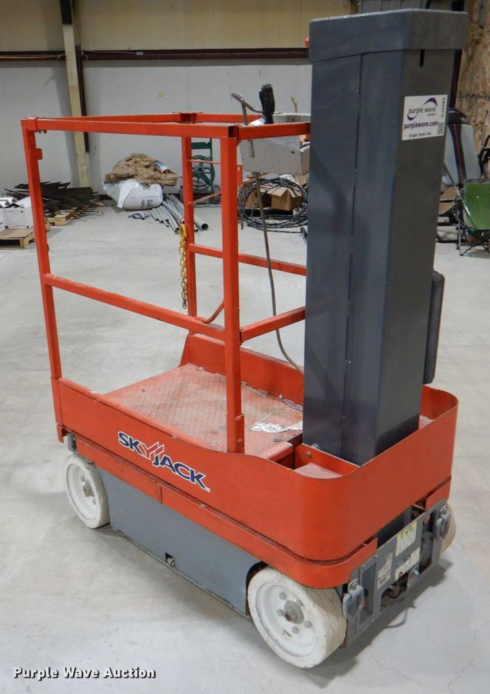 image for item DJ0484 Skyjack  vertical lift