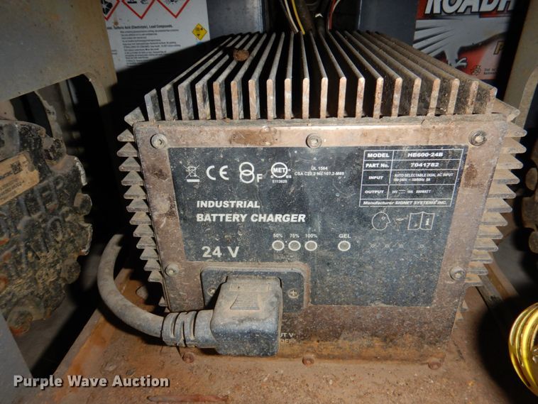 image for item DJ0484 Skyjack  vertical lift