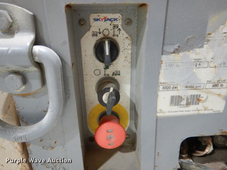 image for item DJ0484 Skyjack  vertical lift