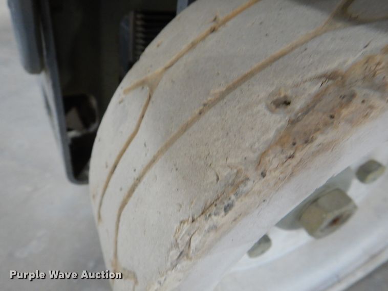 image for item DJ0484 Skyjack  vertical lift