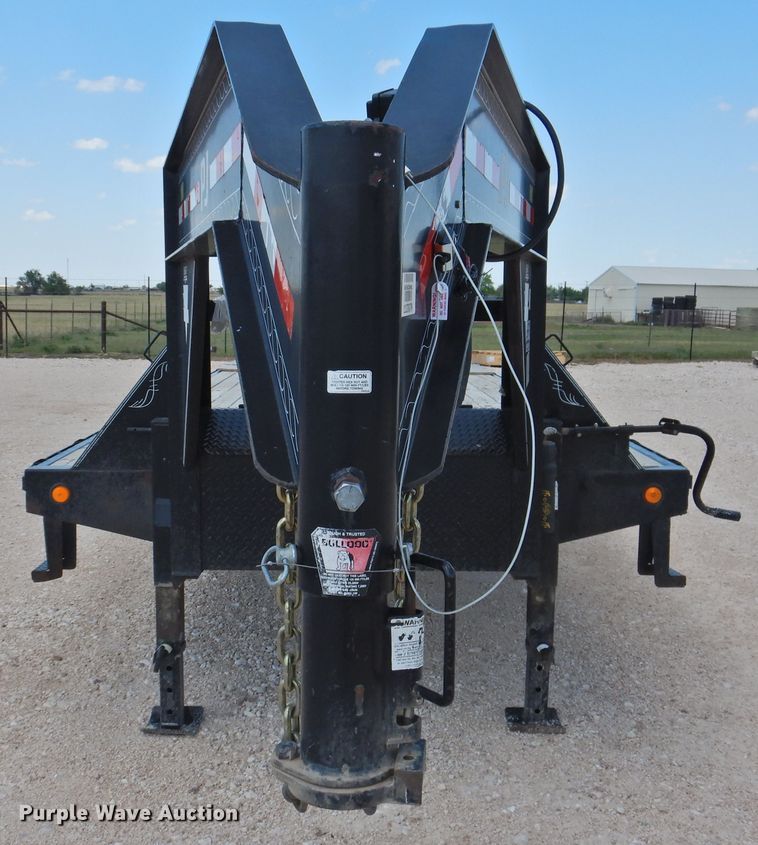 image for item DJ8484 2009 PJ Trailers  equipment trailer