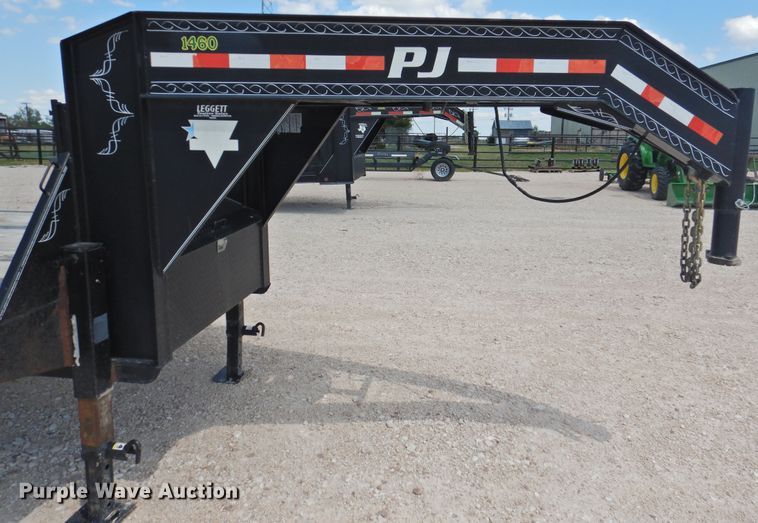 image for item DJ8484 2009 PJ Trailers  equipment trailer