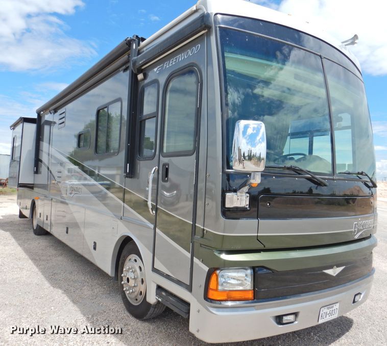 image for item DK2261 2006 Fleetwood Discovery 39L  RV