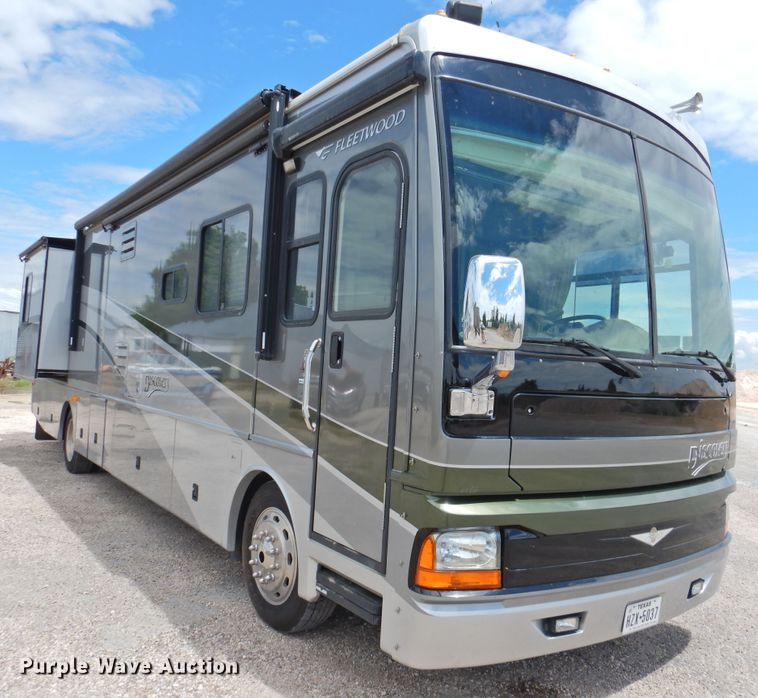 image for item DK2261 2006 Fleetwood Discovery 39L  RV