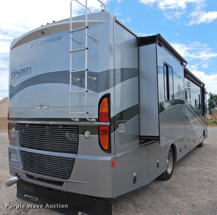 image for item DK2261 2006 Fleetwood Discovery 39L  RV