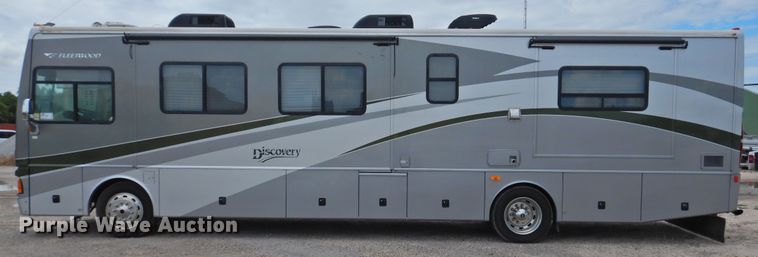 image for item DK2261 2006 Fleetwood Discovery 39L  RV