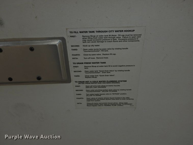 image for item DK2261 2006 Fleetwood Discovery 39L  RV