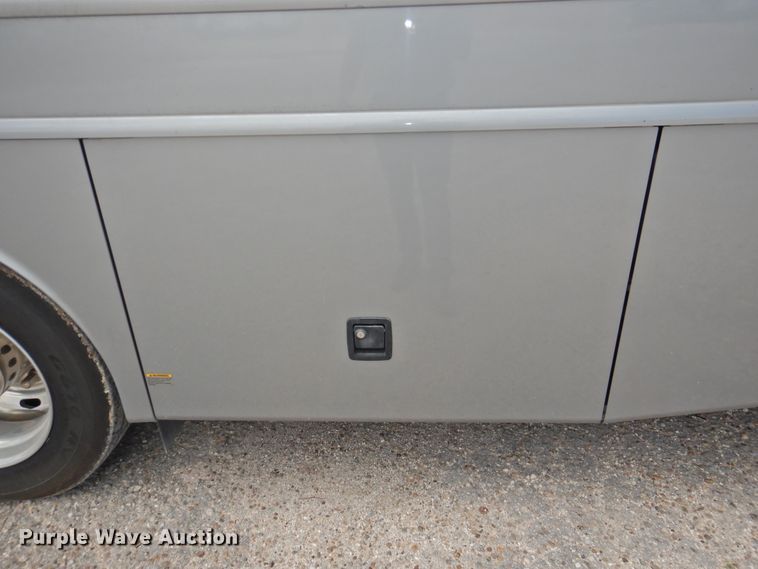 image for item DK2261 2006 Fleetwood Discovery 39L  RV