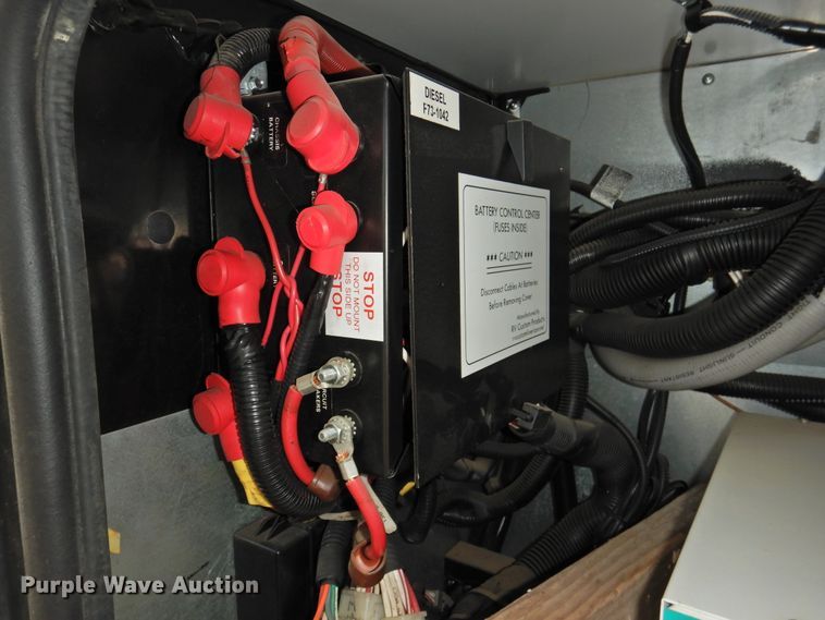 image for item DK2261 2006 Fleetwood Discovery 39L  RV