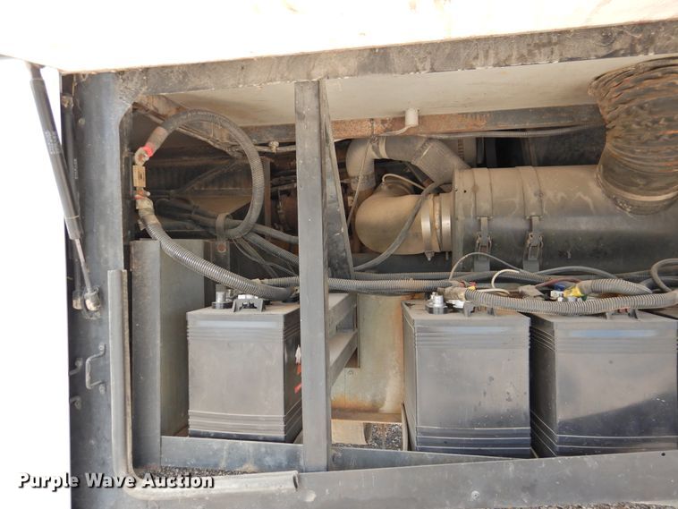 image for item DK2261 2006 Fleetwood Discovery 39L  RV