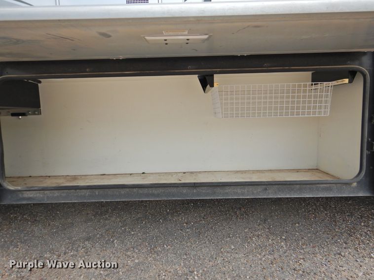 image for item DK2261 2006 Fleetwood Discovery 39L  RV