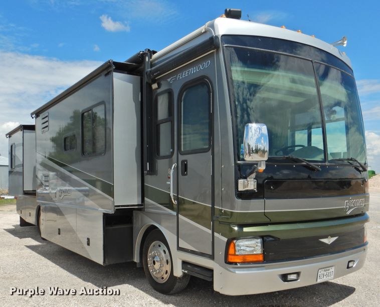 image for item DK2261 2006 Fleetwood Discovery 39L  RV