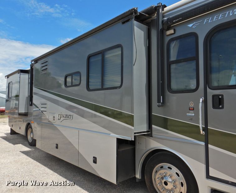image for item DK2261 2006 Fleetwood Discovery 39L  RV