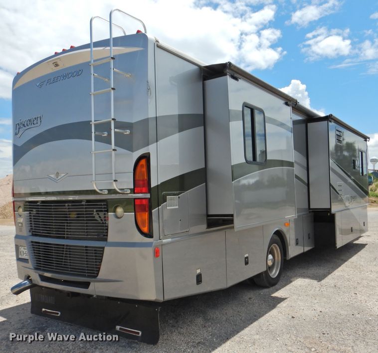 image for item DK2261 2006 Fleetwood Discovery 39L  RV
