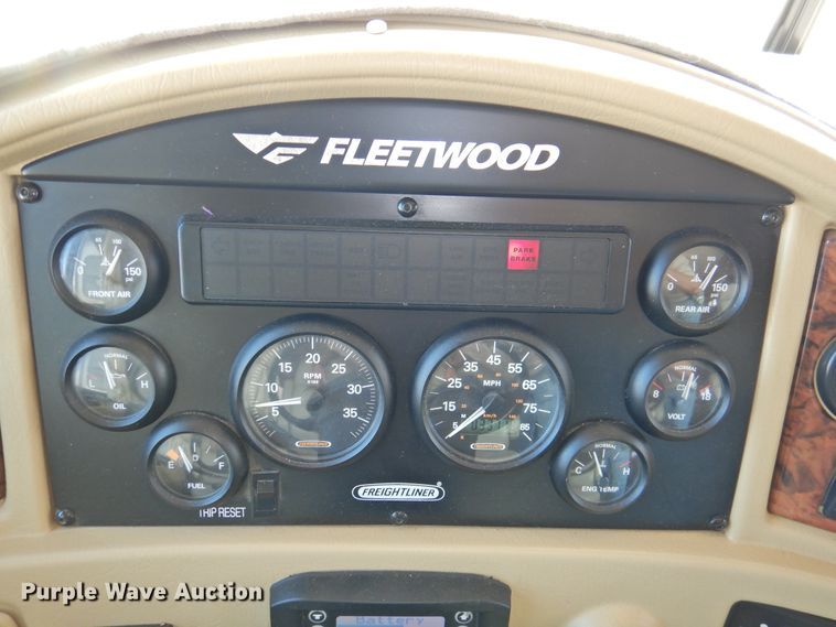 image for item DK2261 2006 Fleetwood Discovery 39L  RV