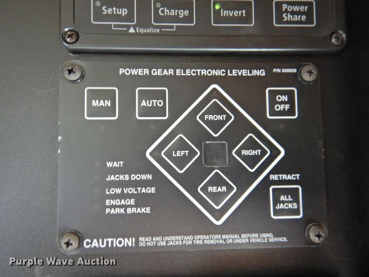 image for item DK2261 2006 Fleetwood Discovery 39L  RV