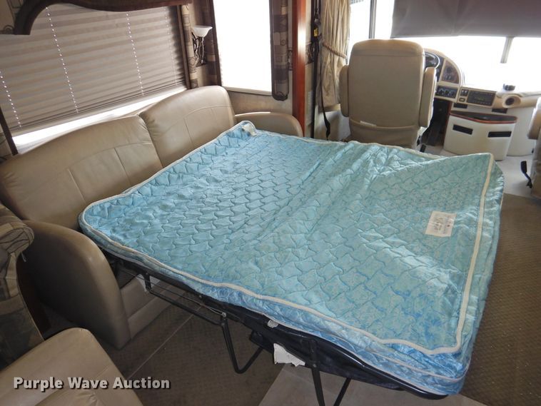 image for item DK2261 2006 Fleetwood Discovery 39L  RV