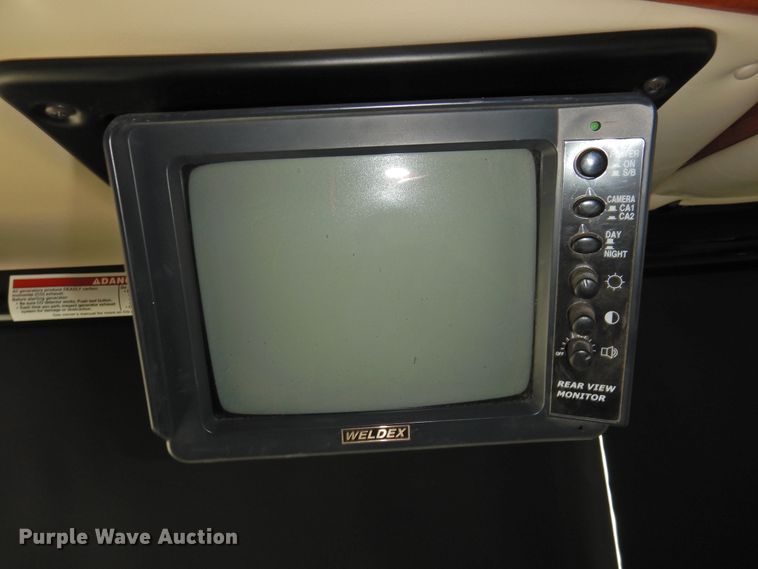 image for item DK2261 2006 Fleetwood Discovery 39L  RV