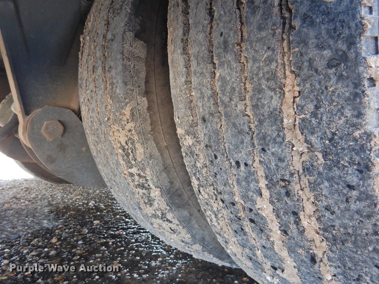 image for item DK2261 2006 Fleetwood Discovery 39L  RV