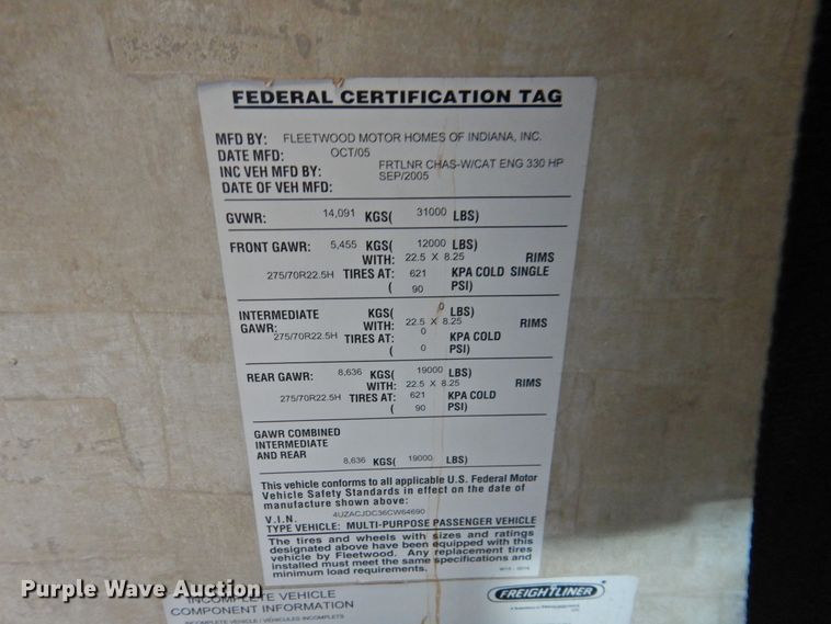 image for item DK2261 2006 Fleetwood Discovery 39L  RV