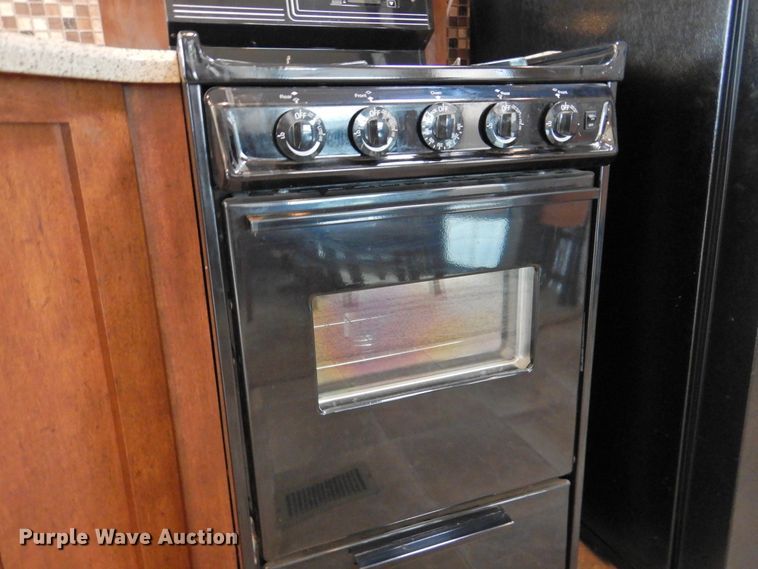 image for item DK2262 2013 Forest River Wildwood Lodge  camper