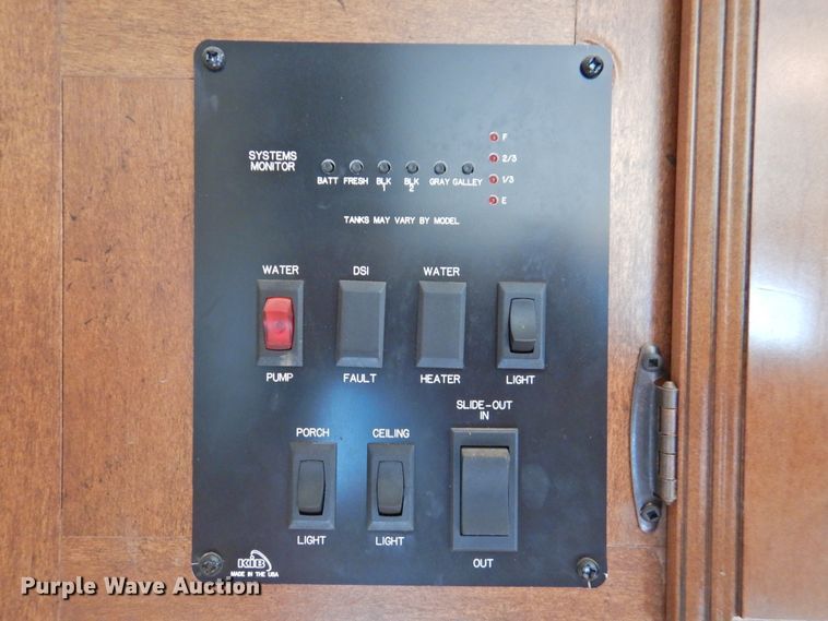 image for item DK2262 2013 Forest River Wildwood Lodge  camper