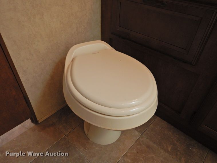 image for item DK2262 2013 Forest River Wildwood Lodge  camper