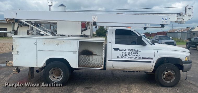 image for item DK8008 2001 Dodge Ram 3500  well pump hoist truck