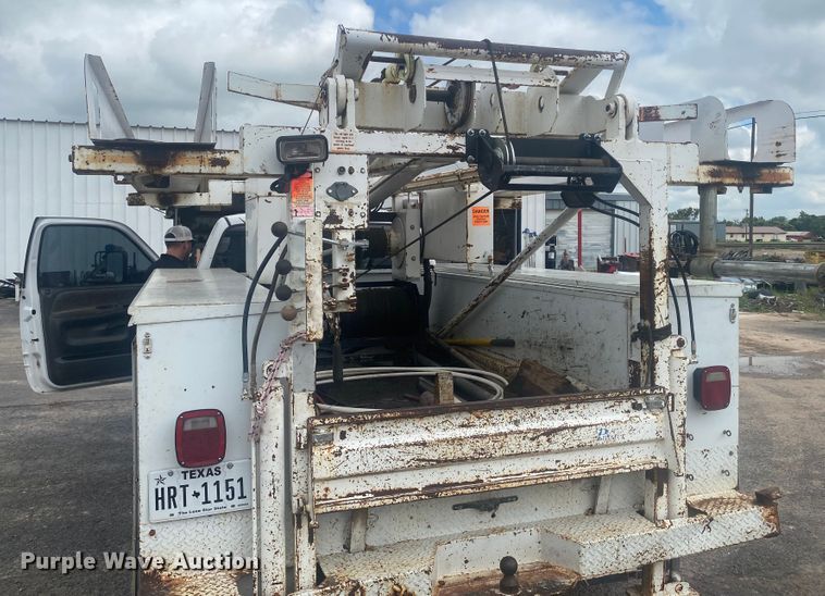 image for item DK8008 2001 Dodge Ram 3500  well pump hoist truck