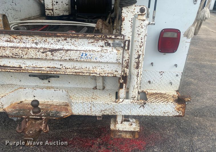 image for item DK8008 2001 Dodge Ram 3500  well pump hoist truck