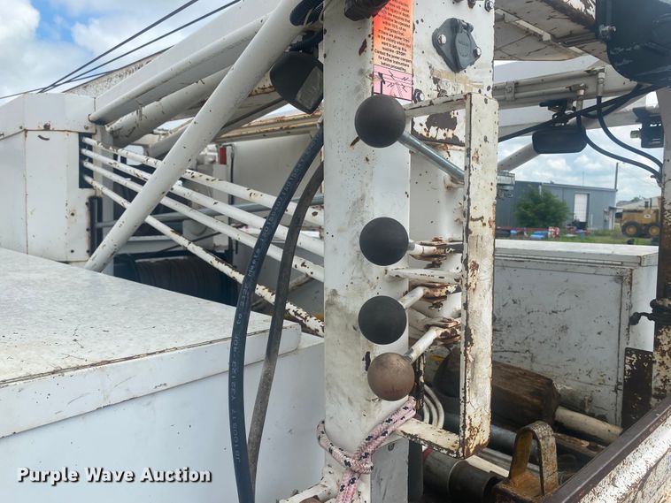 image for item DK8008 2001 Dodge Ram 3500  well pump hoist truck