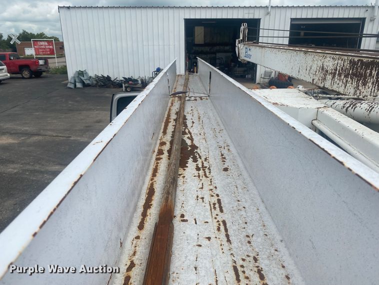 image for item DK8008 2001 Dodge Ram 3500  well pump hoist truck