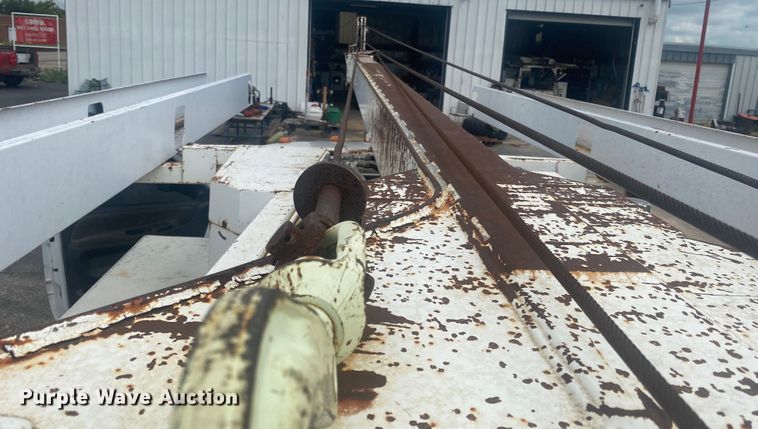 image for item DK8008 2001 Dodge Ram 3500  well pump hoist truck