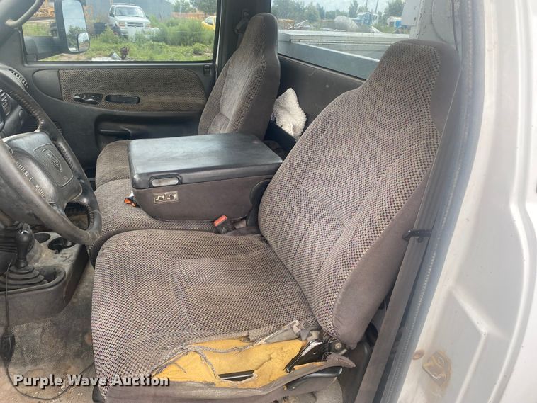 image for item DK8008 2001 Dodge Ram 3500  well pump hoist truck