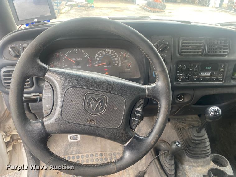 image for item DK8008 2001 Dodge Ram 3500  well pump hoist truck