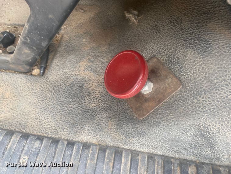 image for item DK8008 2001 Dodge Ram 3500  well pump hoist truck