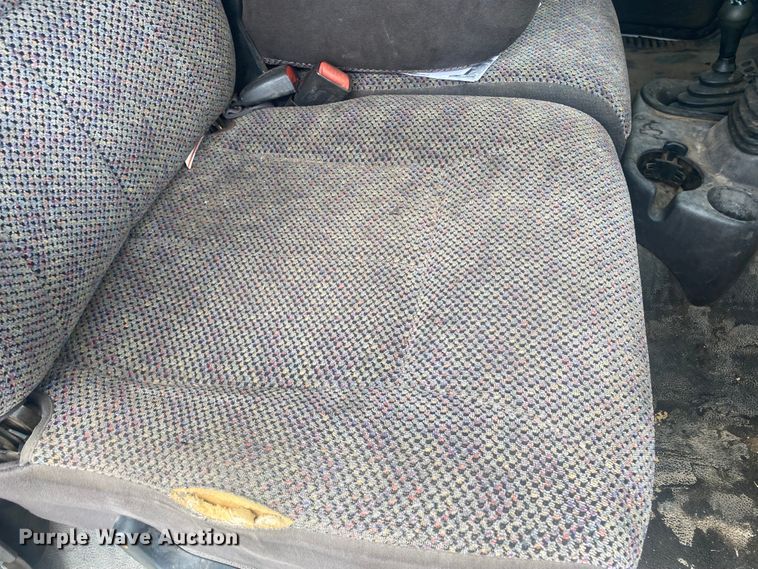 image for item DK8008 2001 Dodge Ram 3500  well pump hoist truck