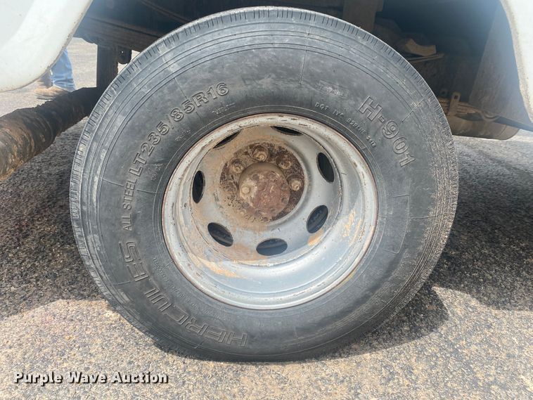 image for item DK8008 2001 Dodge Ram 3500  well pump hoist truck